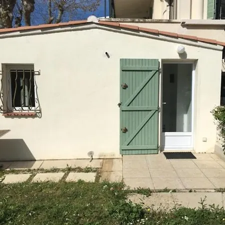 Un Jardin Dans La Ville La Ciotat Exterior photo
